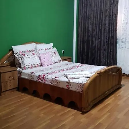 לינה וארוחת בוקר Casa Corbu Plata La Domiciliu *