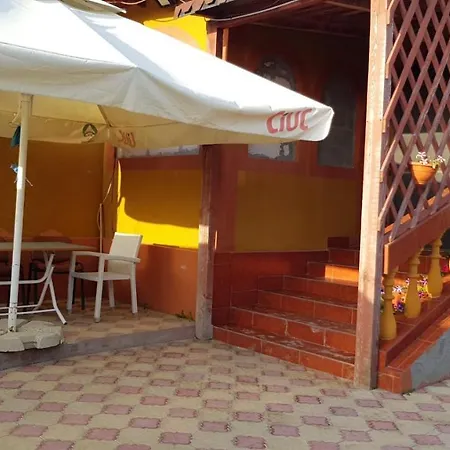 Casa Corbu Plata La Domiciliu קורבו